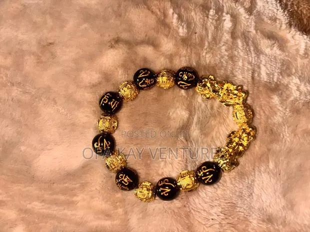 Double Head Feng Shui Wealth Bracelet · Photo 2