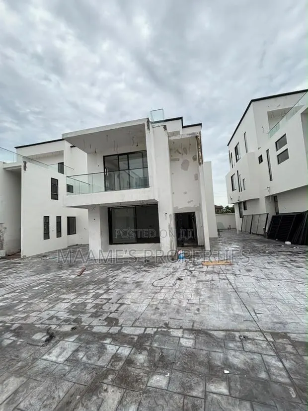 4bdrm Townhouse/Terrace in Airport Residential Area for sale · Photo 1