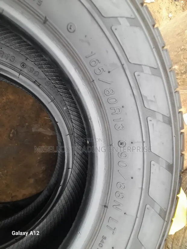 165/80r13 Slightly Use · Photo 1