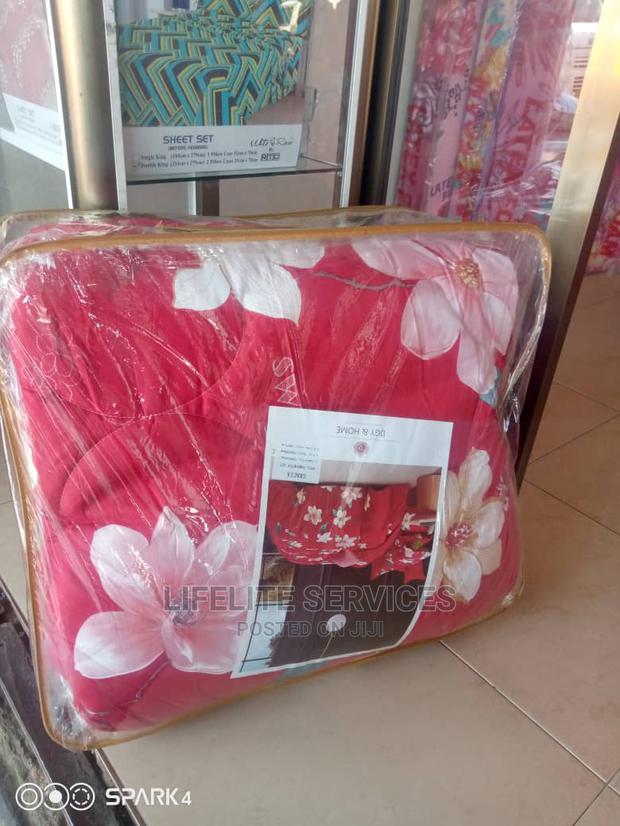 Duvet - King Size/Comforter · Photo 1