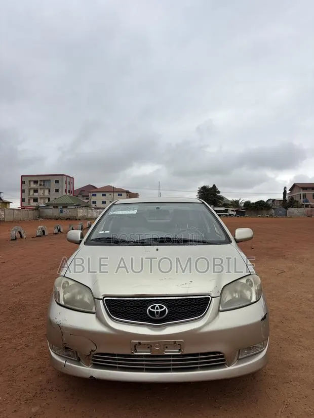 Toyota Vios 2009 Gold · Photo 1