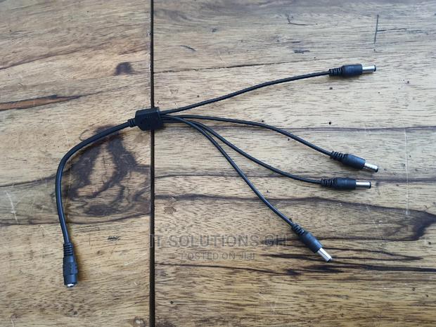 CCTV Power Splitter 4 Way · Photo 1