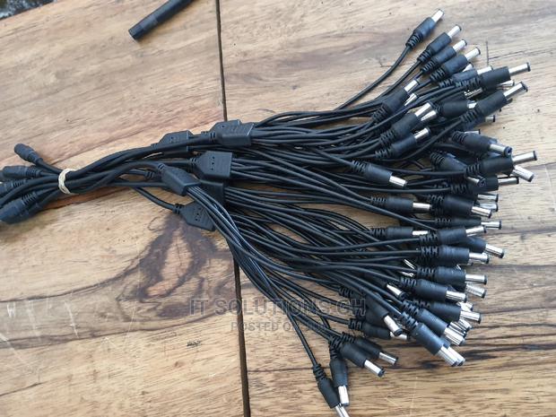 CCTV 8 Way Power Splitter · Photo 1