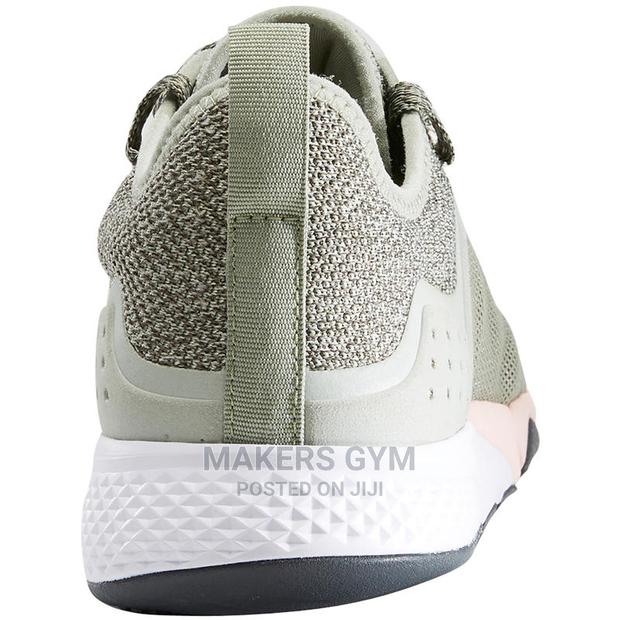 Running Shoes Women's · Photo 2