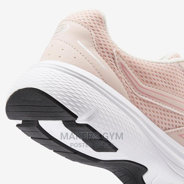 Women's Running Shoes - Coral (Cushion) · Photo 5