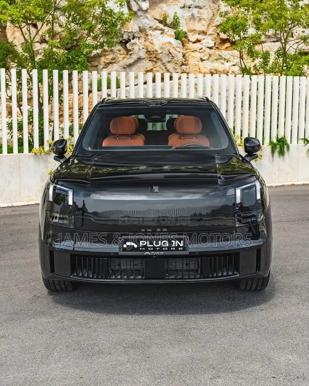 New Lynk & Co 900 2026 Black · Photo 1