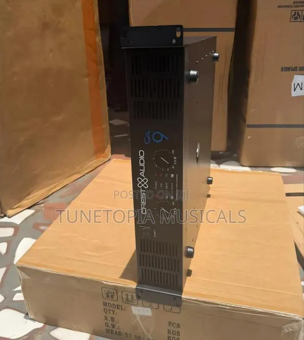Crest Audio Ca9 Power Amplifier (Midrange) · Photo 1