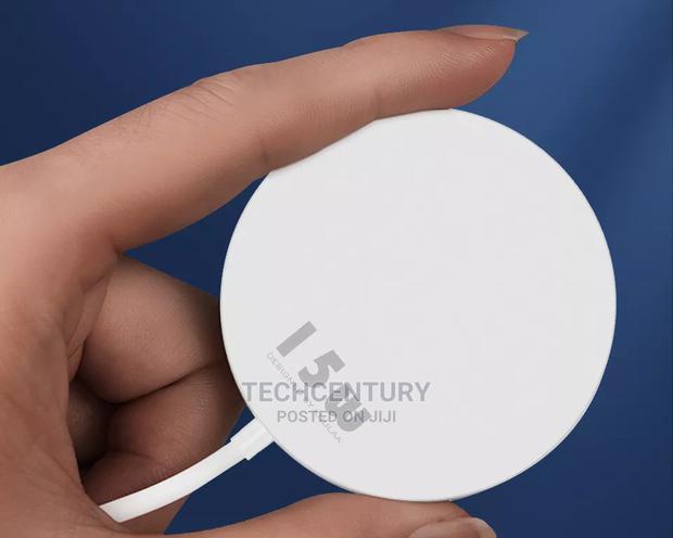 KUULAA 15W Magnetic Wireless Charger · Photo 4