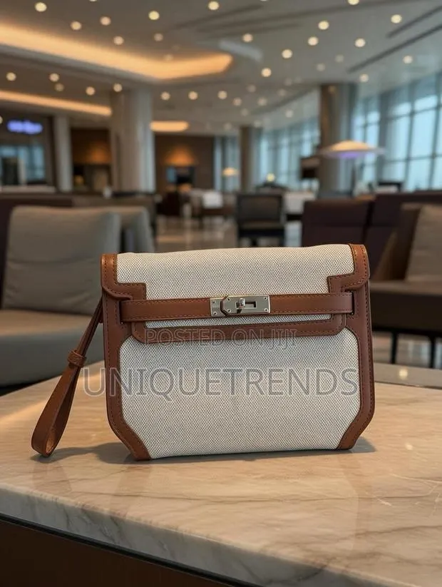 Authentic HERMES Kelly Depeches 25 Pouch · Photo 1