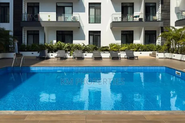 2-Beds Airbnb Apartment at Embassy Gardens · Photo 1