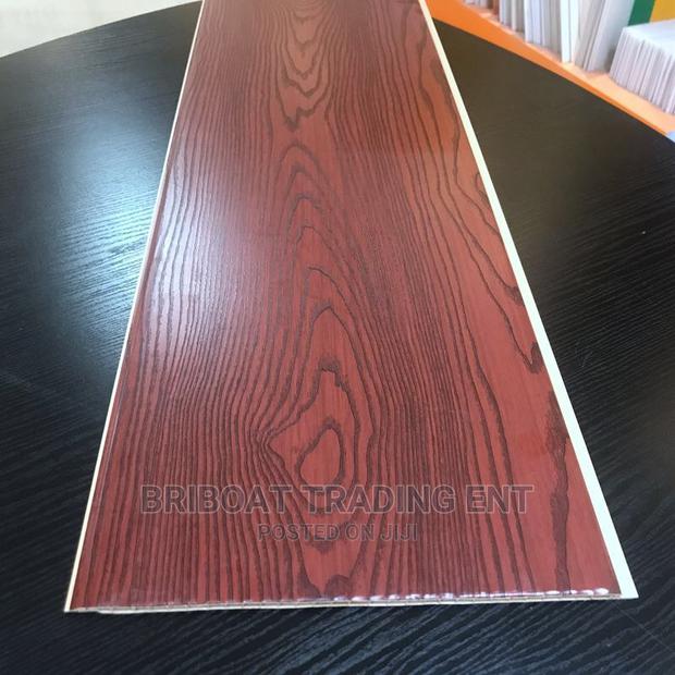 Fibre T G Brown · Photo 1