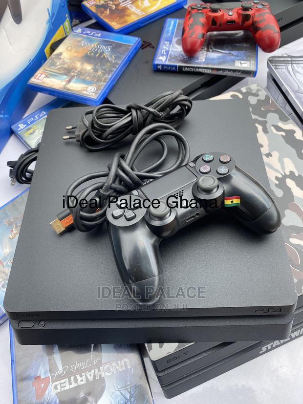 Ps4 Slim Uk Used 10 Games · Photo 1