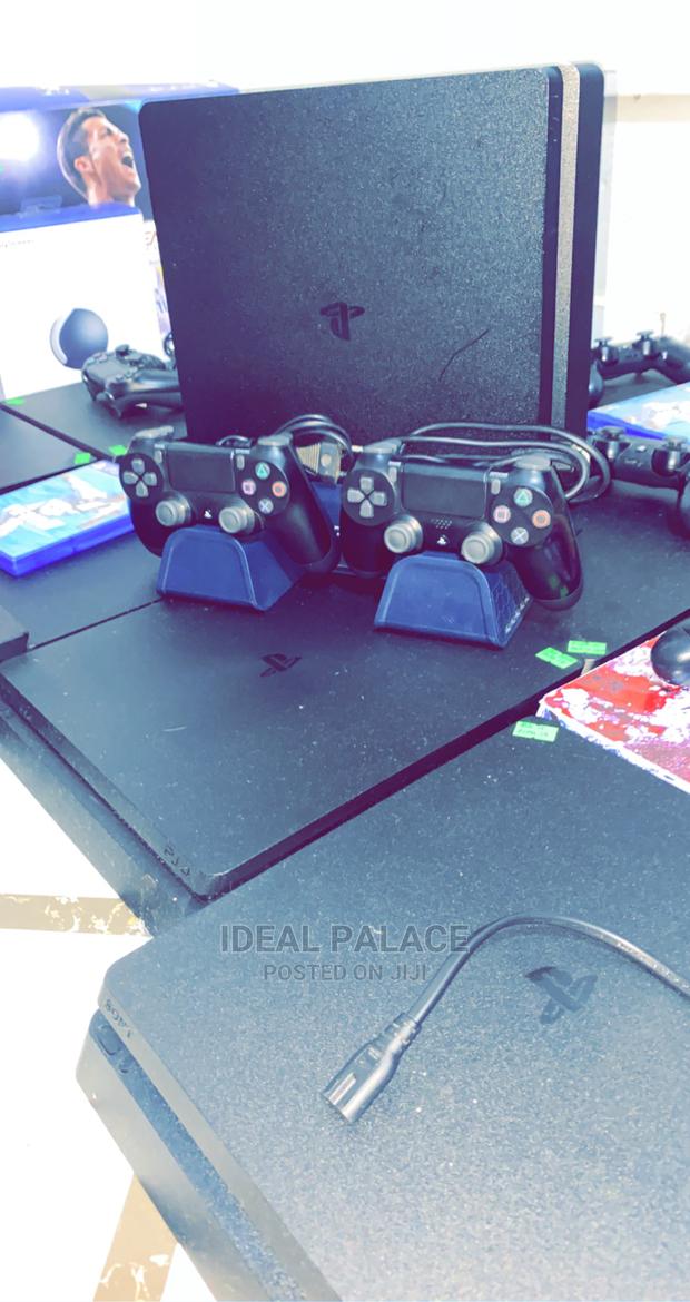 Ps4 Slim Uk Used 10 Games · Photo 6