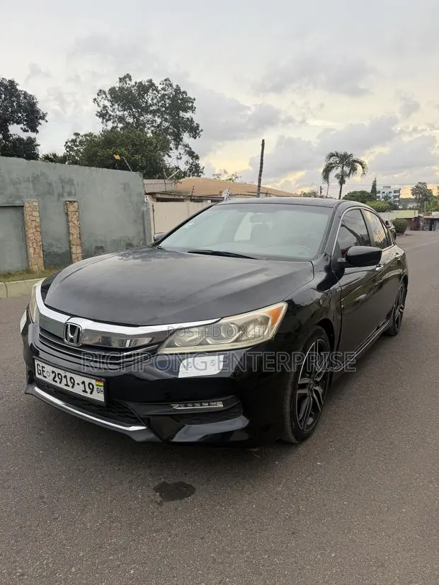 Honda Accord Sport 4dr Sedan FWD (2.4L 4cyl 2A) 2016 Black · Photo 1
