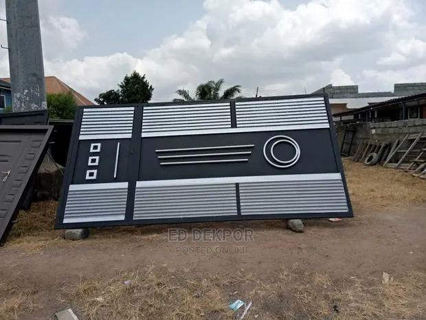 Ww Sliding Gate · Photo 1