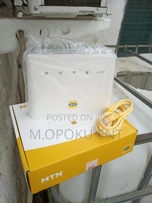 Universal MTN Router · Photo 3
