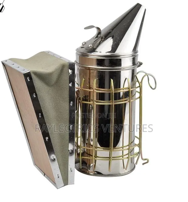 Bee Smoker · Photo 1