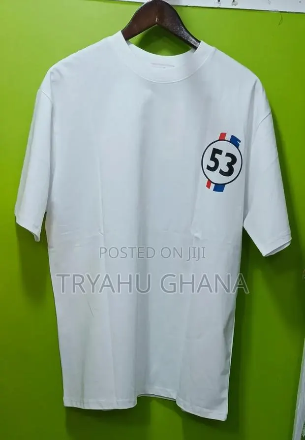 Fresh Stock-heavy Original Round Neck Tees Waiting At Tryahu · Photo 1