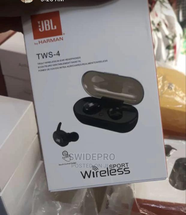 JBL TWS 4 Wireless Earbuds · Photo 4