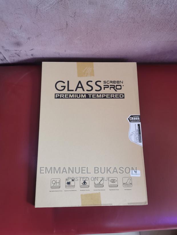 New Macbook Screen Protector · Photo 1