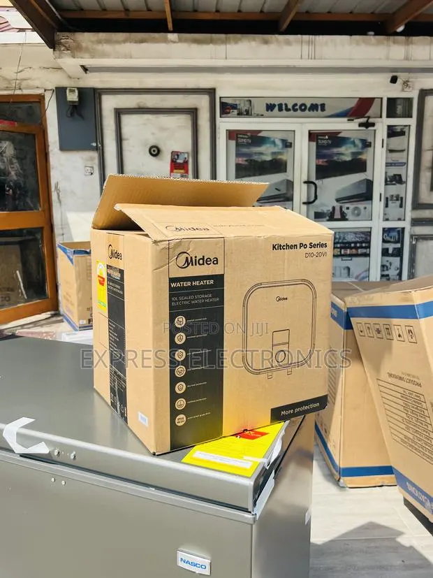 Aget a New White 10l Water Heater Midea · Photo 1