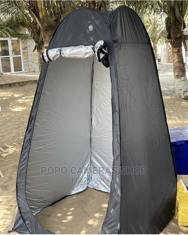 Outdoor Dress Changing Tent · Photo 2