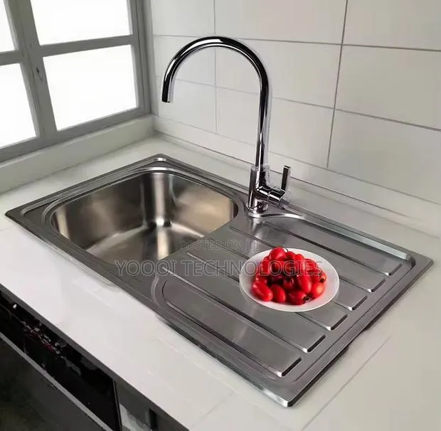 Stainless Steel Top Mount Single Bowl Kitchen Sink With Wast Trap · Photo 1