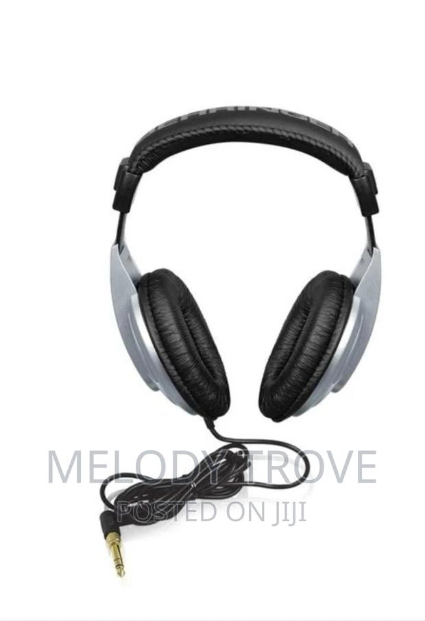 Behringer HPM 1000 · Photo 4