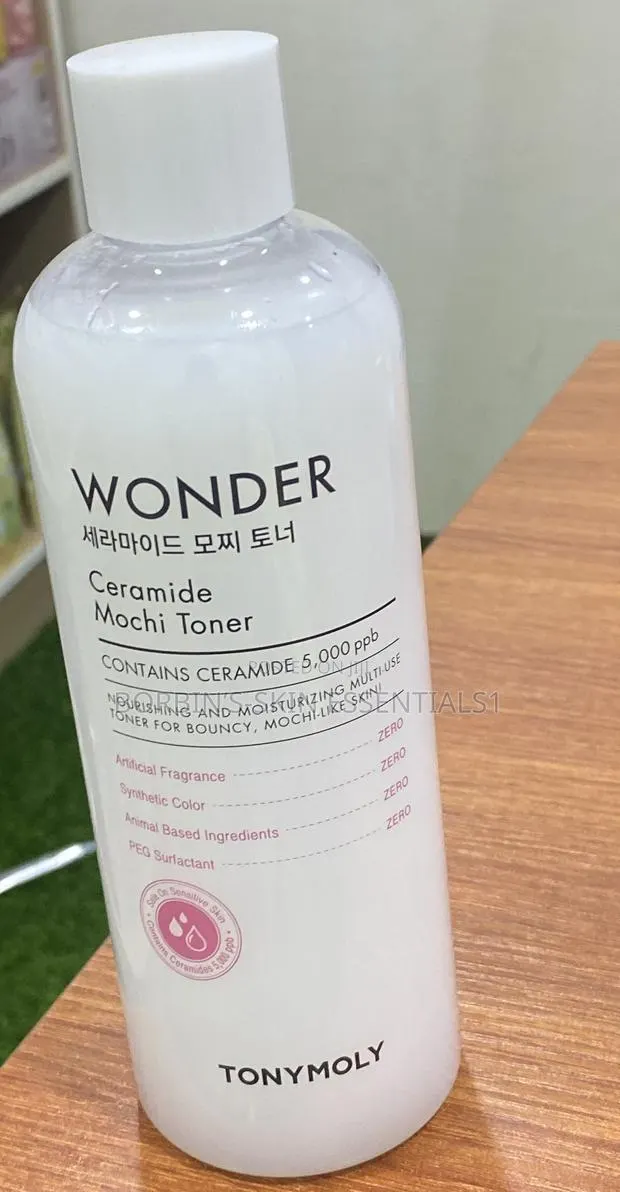 Tonymoly Wonder Ceramide Mochi Toner · Photo 1