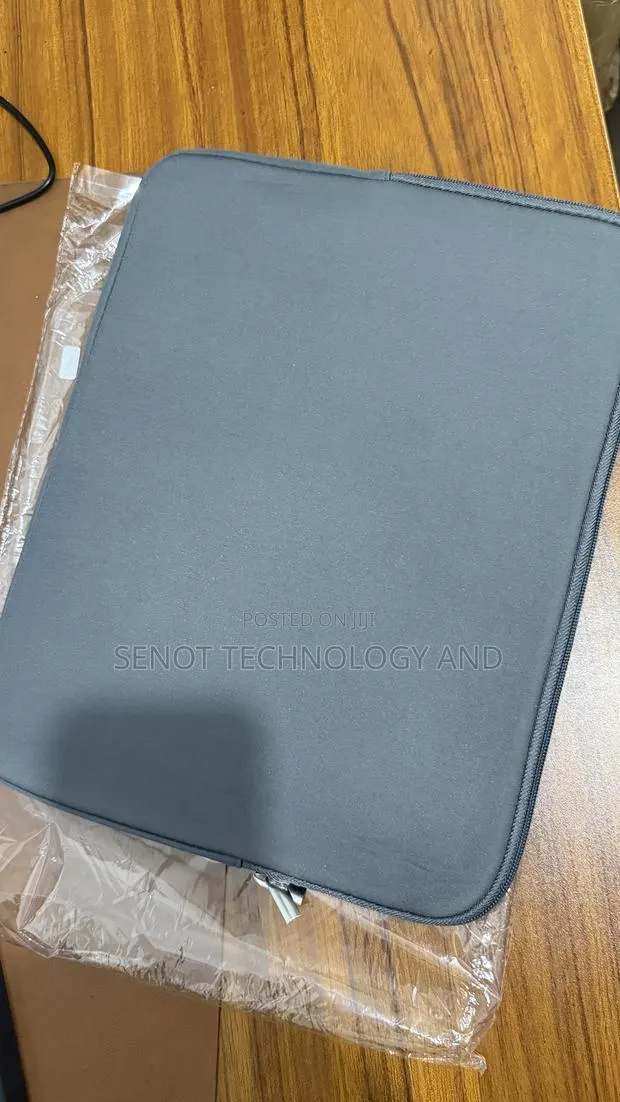 Laptop Bag · Photo 1