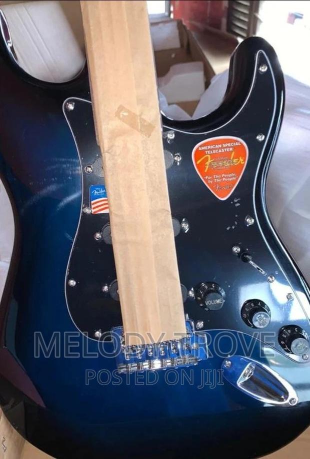Fender Lead Guitar · Photo 1