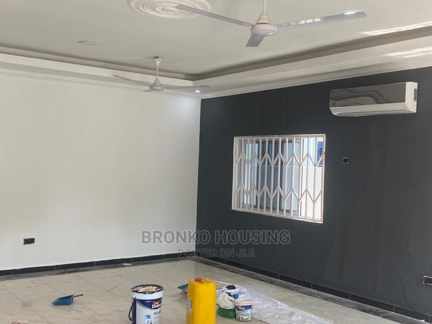 3bdrm House in Bronko Housing, Spintex for rent · Photo 4