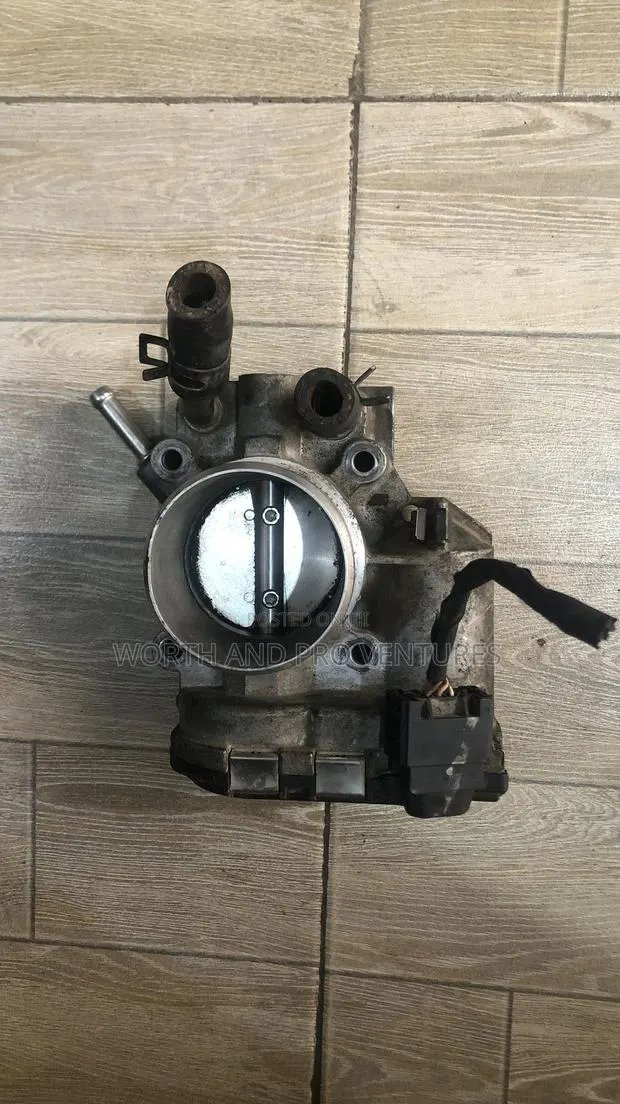 Hyndai Accent Throttle Body · Photo 1