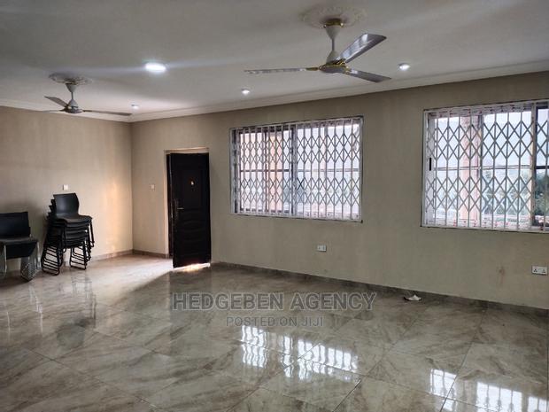 3bdrm Apartment in Oyarifa for rent · Photo 2