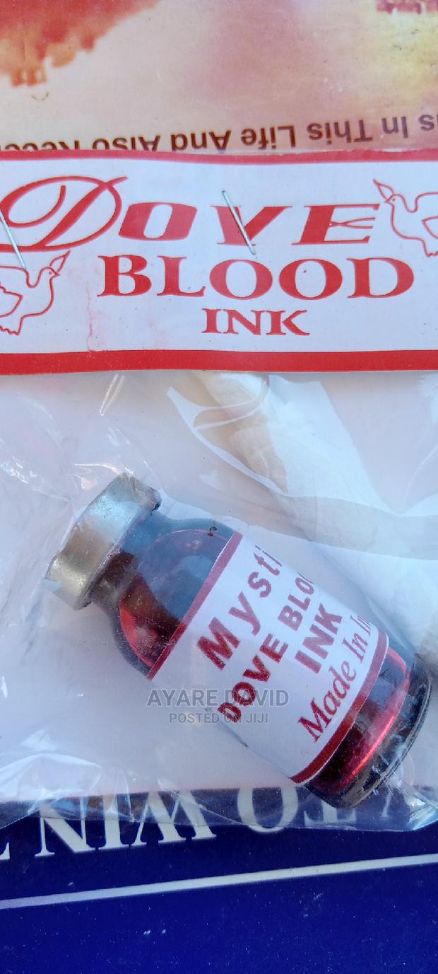 Dove Blood Ink · Photo 2