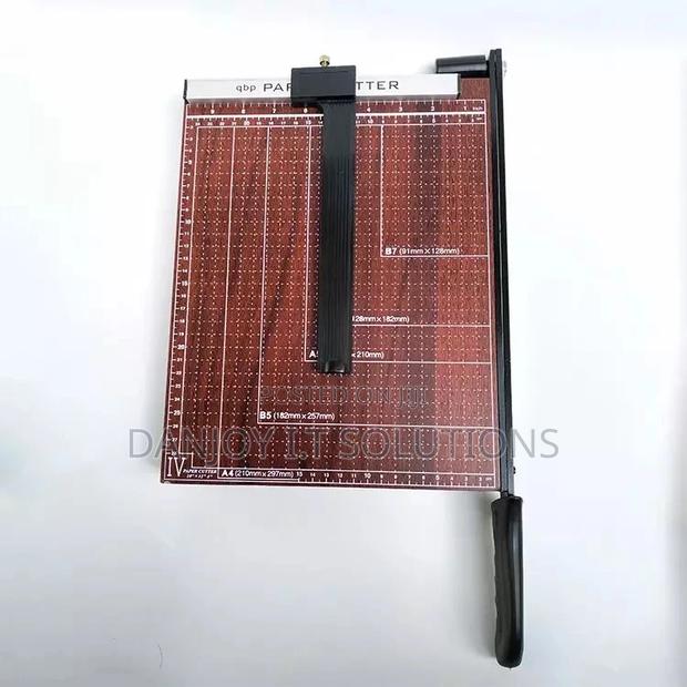 A3 Paper Cutter · Photo 2