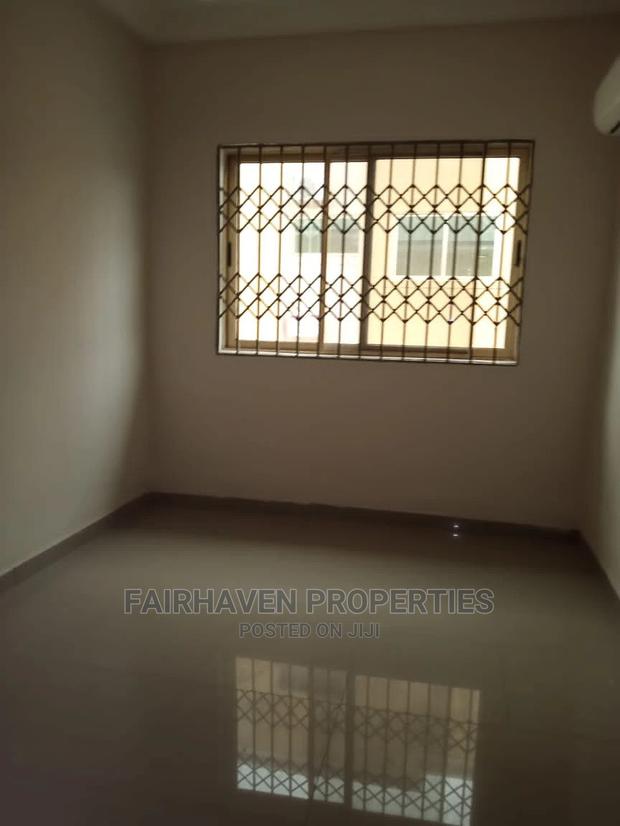 3bdrm Apartment in Tseaddo Roundabout, Airport Residential Area · Photo 2