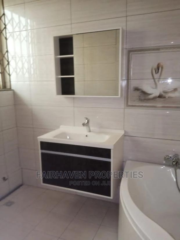 3bdrm Apartment in Tseaddo Roundabout, Airport Residential Area · Photo 3