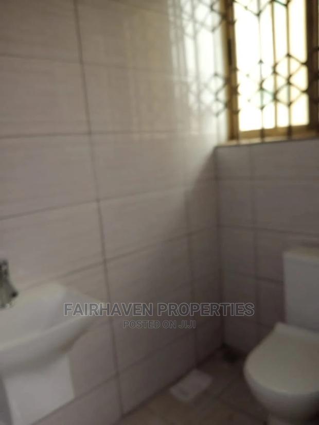 3bdrm Apartment in Tseaddo Roundabout, Airport Residential Area · Photo 4