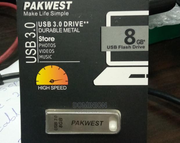 Pakwest USB 3.0 8g Pendrive · Photo 1