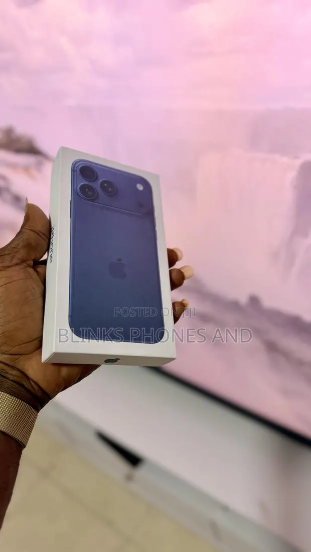 New Apple iPhone XR 128 GB Orange · Photo 1