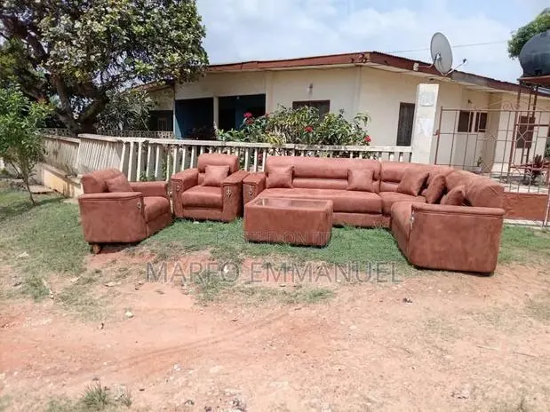 Corner Sofa and Chesterfield Desg · Photo 1