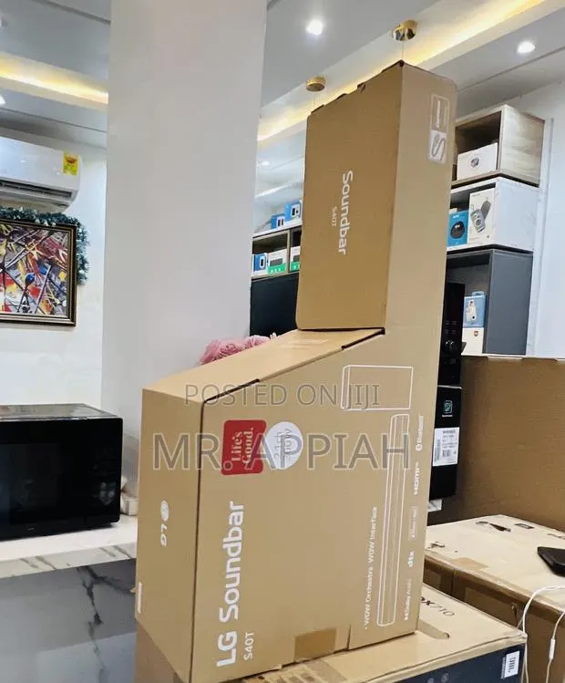 Original Lg-S40t 2.1channel 300watt Bluetooth Sound Bar System · Photo 1