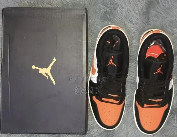 Air Jordan · Photo 1