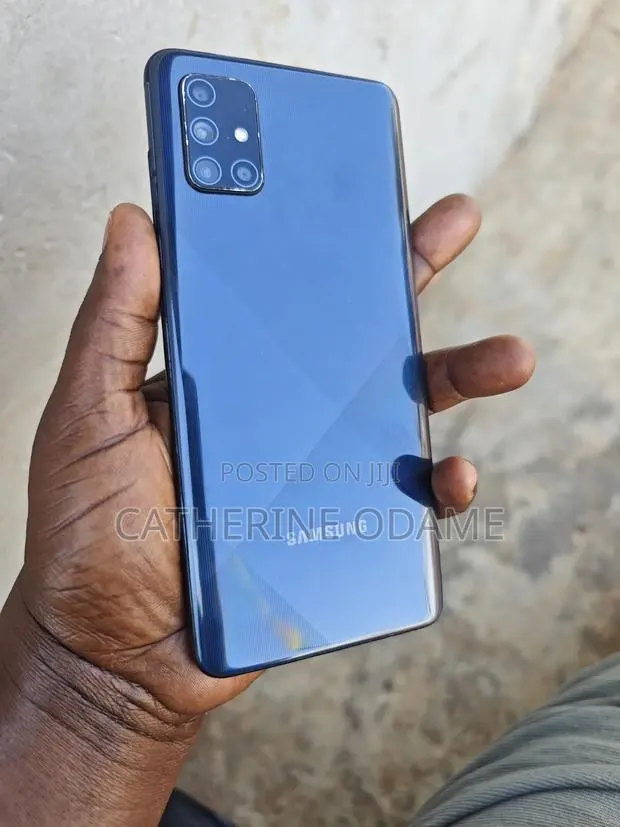 Samsung Galaxy A71 128 GB Blue · Photo 1