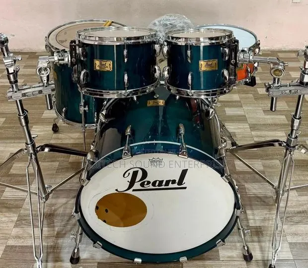 Pearl Drums Set 5pcs · Photo 1