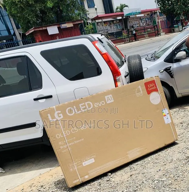 Ultra Good 65 Inch Smart Android Uhd OLED 65CS LG TV · Photo 1