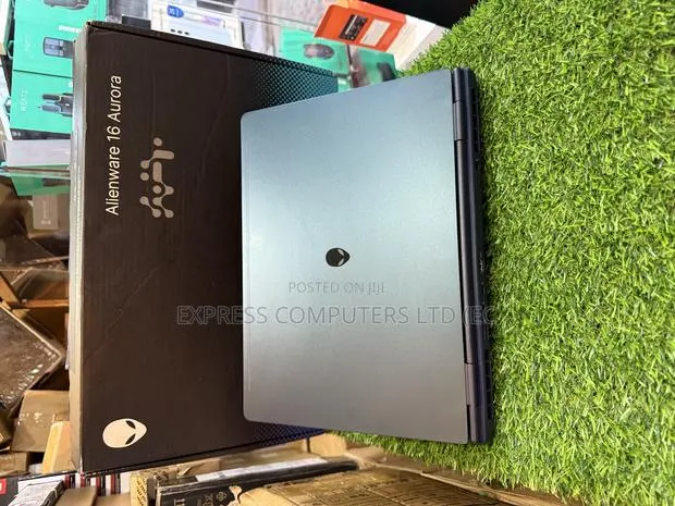 Laptop Dell Alienware 16 Aurora 32GB Intel Core 7 SSD 1T · Photo 1