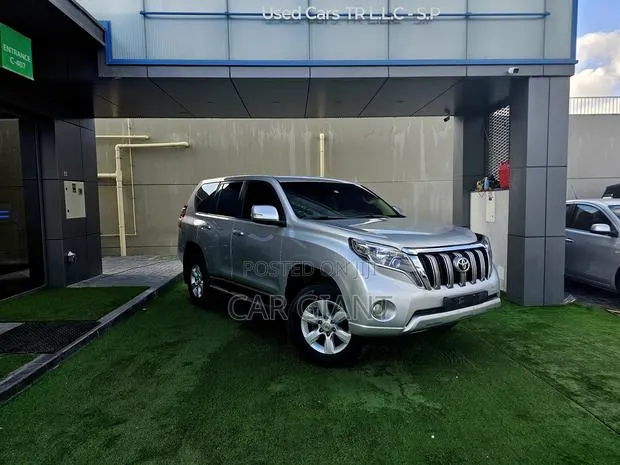Toyota Land Cruiser Prado 4.0 Petrol GX-R 2015 Silver · Photo 1