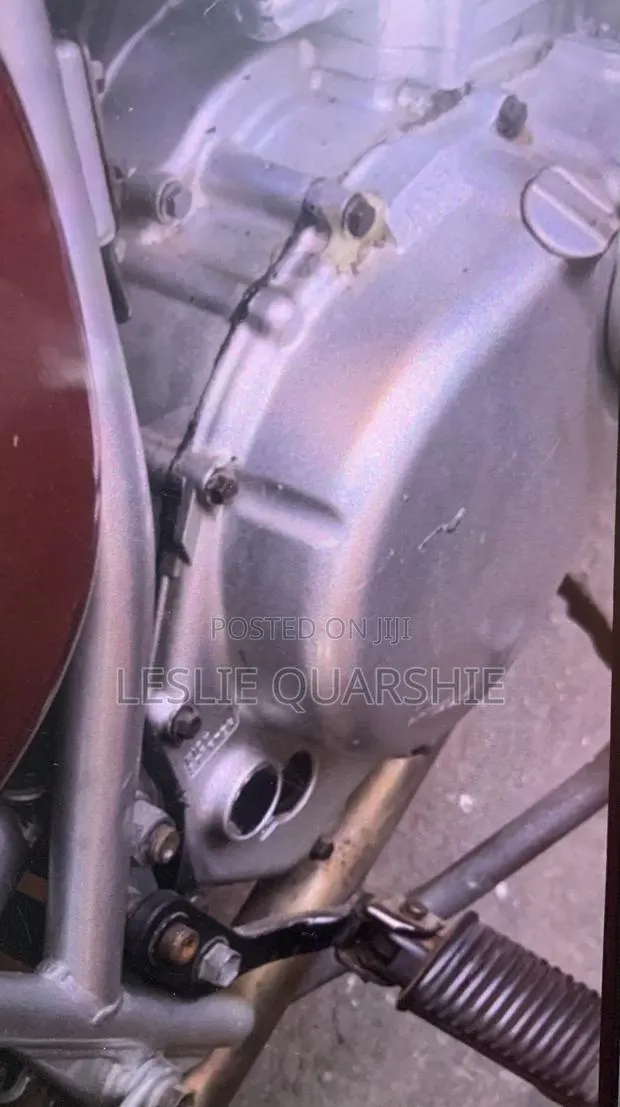 Suzuki Sport 2021 Red · Photo 4